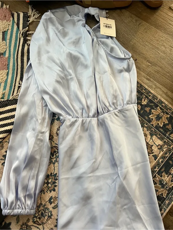 NWT hello molly meet tonight Light Blue Satin One-Shoulder Dress - Image 5