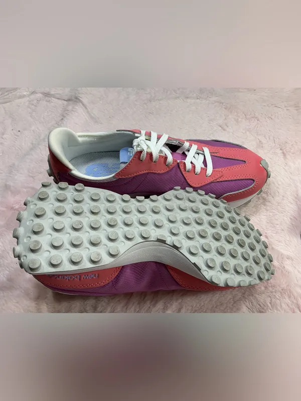 New Balance Pink and Purple Women's Sneakers NWOT 143 - Image 4