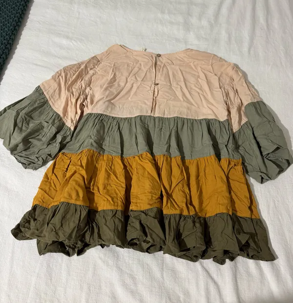 Easel Top Women’s Small - Image 2