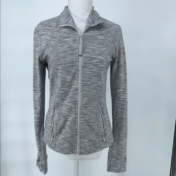 Lululemon Define Jacket Size 8 Wee Are From Space Ice Grey Alpine Full Length - Image 4