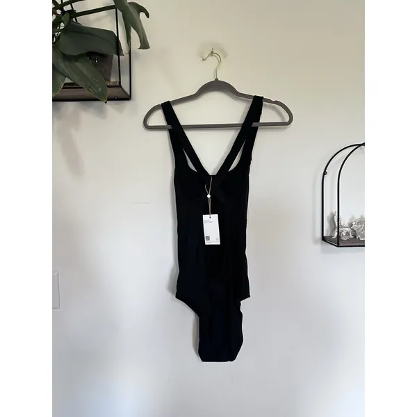 NWT Quince Black Italian Cross-Back One-Piece Swimsuit Size Large - Image 4
