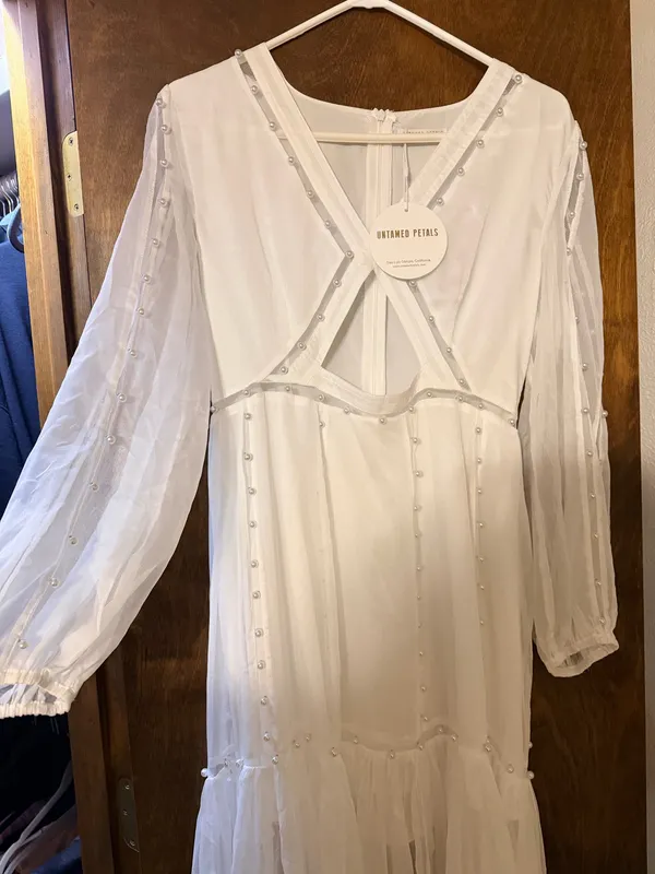 White dress Size XL - Image 3