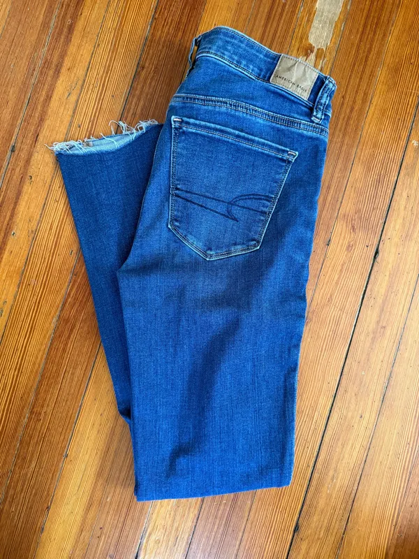 American Eagle Jeans - Image 2