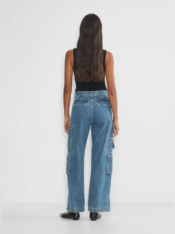 Aritzia Denim Forum 90s Millie Hi Rise Cargo Jeans 26 Blue‎ Wide Leg Y2K - Image 2