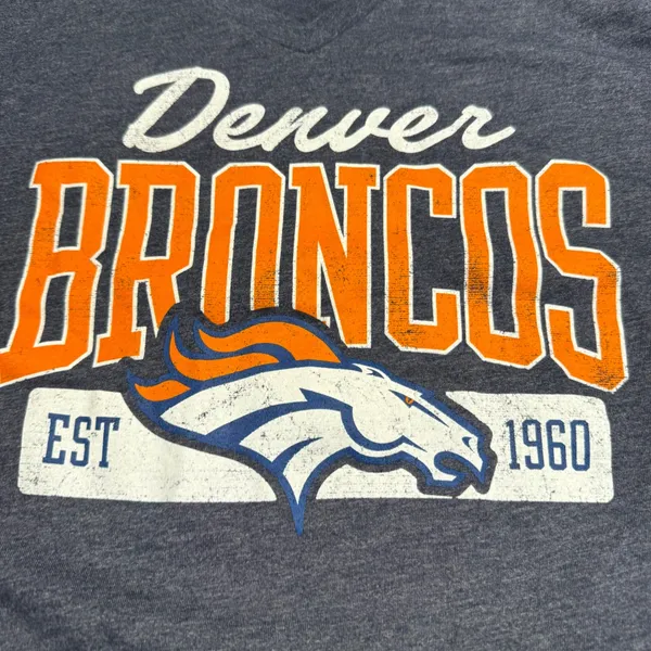 Denver Broncos Womens V‎ Neck T Shirt Blue NFL Team Apparel Size M - Image 2
