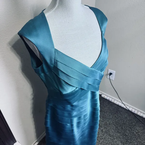 Rena Rowan Teal Green Satin Cocktail Dress 12 wedding knee length cut out back - Image 3