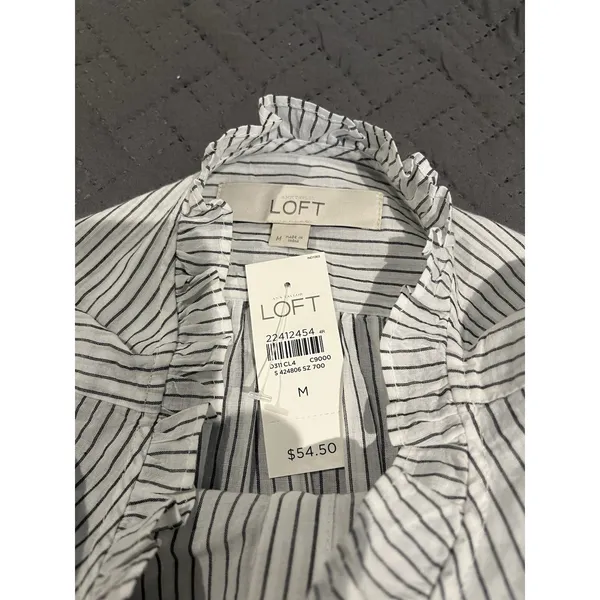 Loft Women's M pinstripe ruffle-neck shirt NWT - Image 7