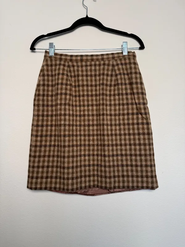 Women Dark Academia Wool Short Wrap Skirt - Image 5