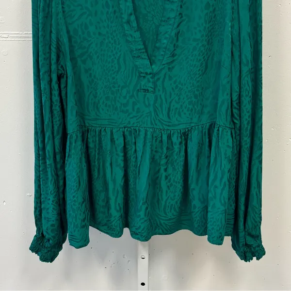 Lilly Pulitzer Animal Pattern‎ Jaylene Long Sleeve Jacquard V-neck Blouse Sz 16 - Image 5
