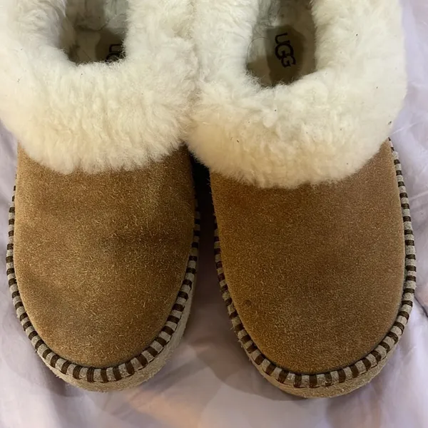 UGG brown shearling slippers - Image 6