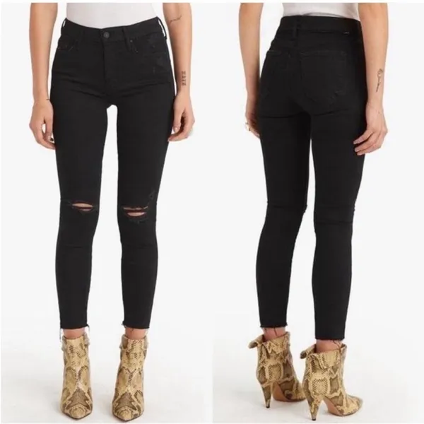 NWOT Mother Looker Ankle Fray Jeans in Guilty As Sin Distressed - Image 2
