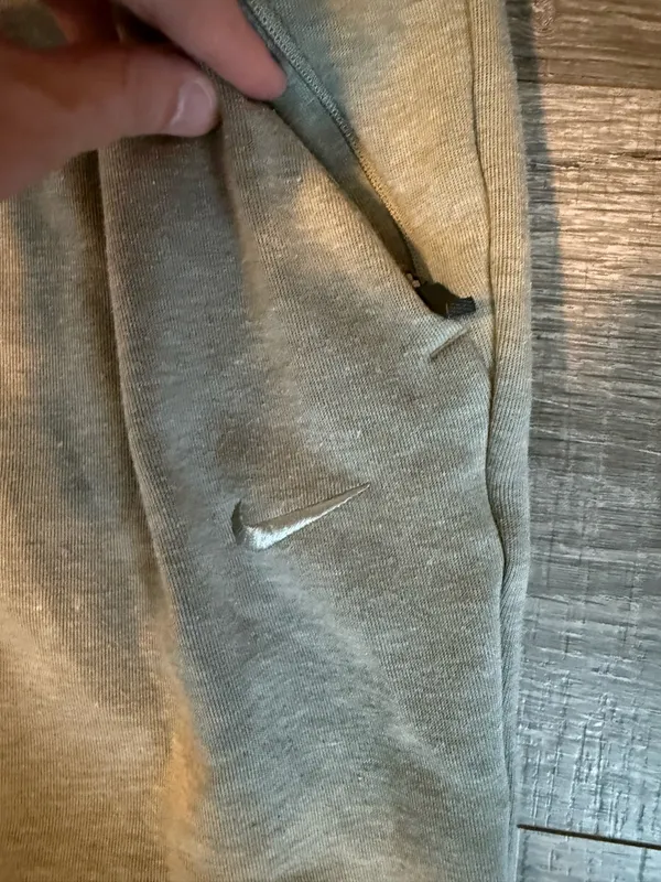 Nike Jogger Sweatpants Olive  - Image 2