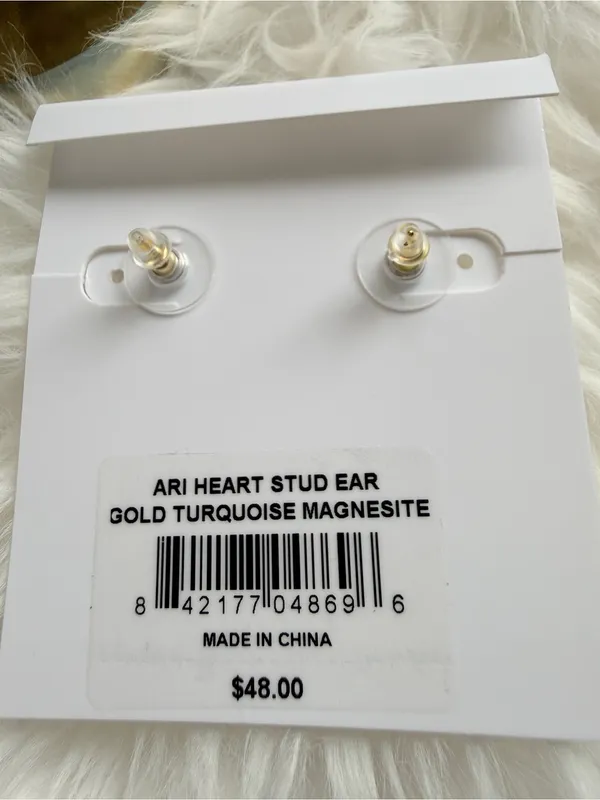 Kendra Scott Ari Hearth Stud Earrings - Image 4