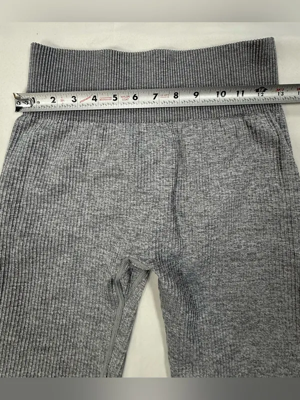 Hypr MV High-Rise Ribbed Gray Women's Bike Shorts - Image 5