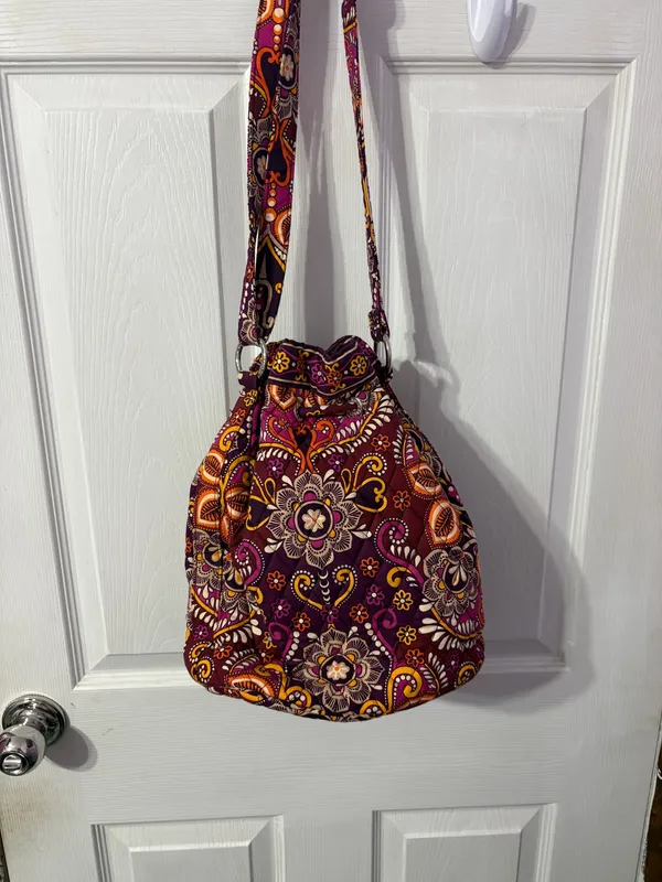 Vera Bradley Quilted Paisley Bucket Shoulder Bag Drawstring Zip Pockets - Image 8