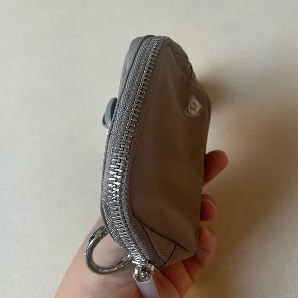 Lululemon Everywhere Belt Bag Nano - Warm Ash Grey - Image 7