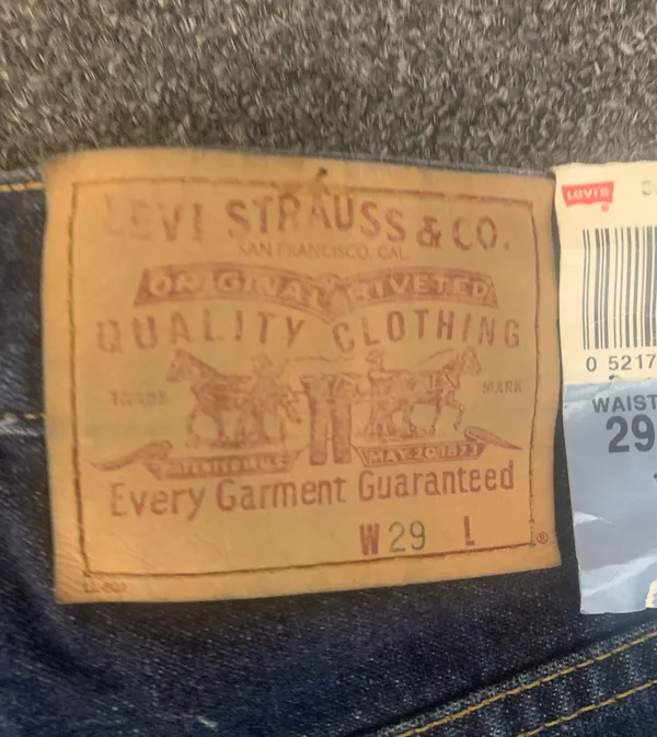 Vintage 550 Levi shorts - Image 3