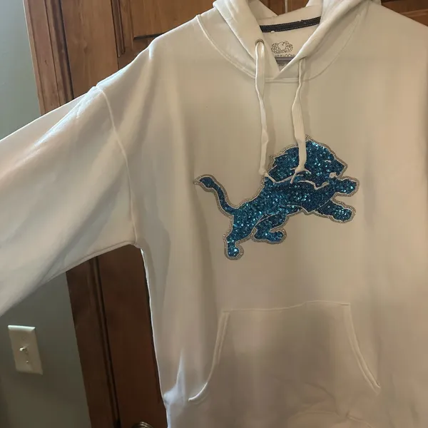 National Football League Detroit lions hoodie sweater sweatshirt! Sequin logo mascot! Size Large - Image 3
