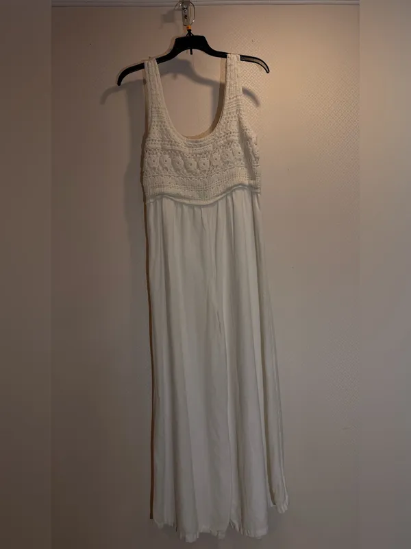Saltwater LUXE White Cora Crochet Top Bodice Wide-Leg Jumpsuit - Image 9