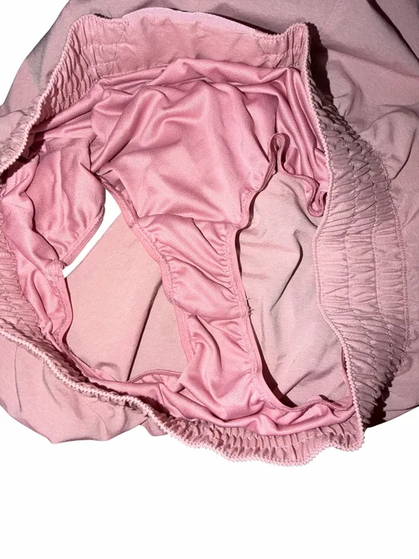 Nike dri fit Women’s Mid-Rise 3” Brief-Lined Shorts – Pink – Women’s Large –NWOT - Image 4