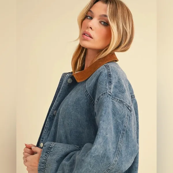 Oversized denim Shacket - Image 3