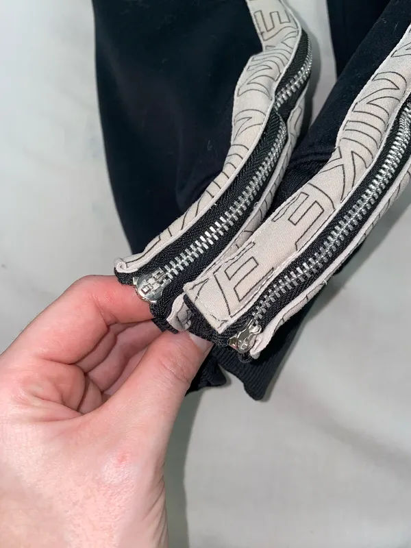 Nike sweatpants  - Image 8
