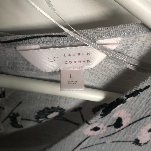 New no tags LC LAUREN CONRAD BLOUSE - Image 4