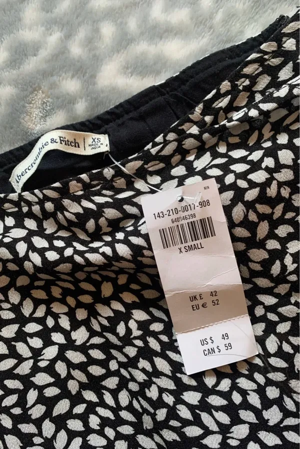 Abercrombie Floral Wrap Skirt - Image 2