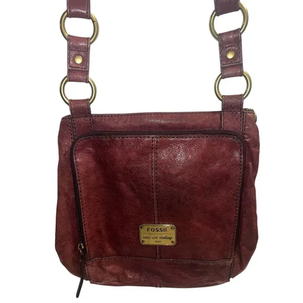✨Fossil Wine Crossbody Adjustable with Key Charm✨ - Image 4