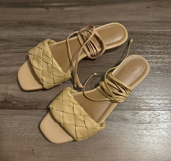 Who What Wear Marlena Woven Tie Up Flat Sandals - Image 4