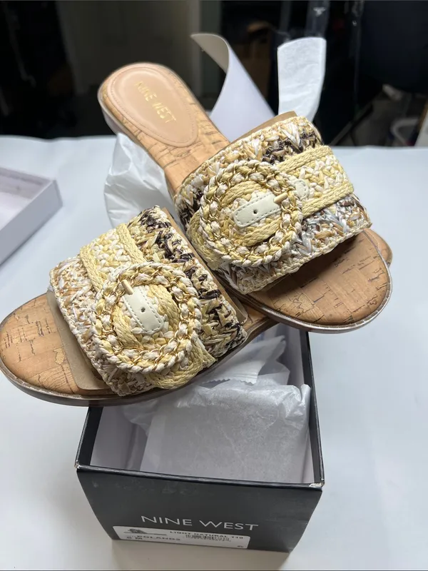 Nine West Women's Poland Woven Slip-On Flat Sandals Size 6M - Image 4