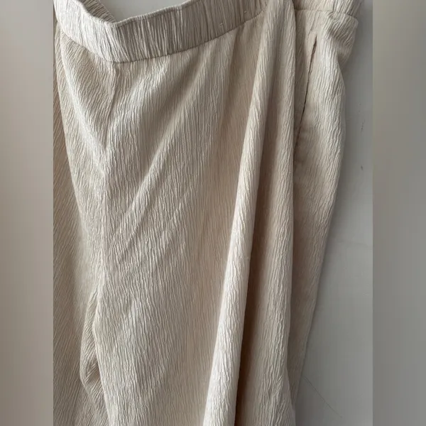 Abercrombie & Fitch Cream Textured Pull On Wide Leg‎ Beachy Pants - Image 5