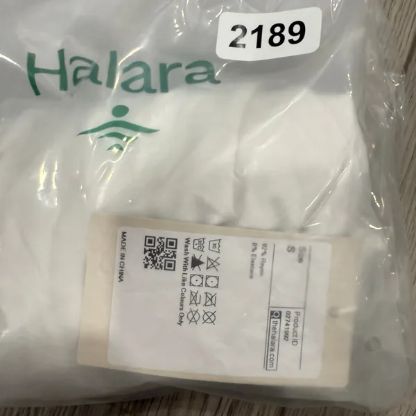 Halara Y2K Halter Cowl Neck Backless Ruched Casual Tank Top White Small - Image 5