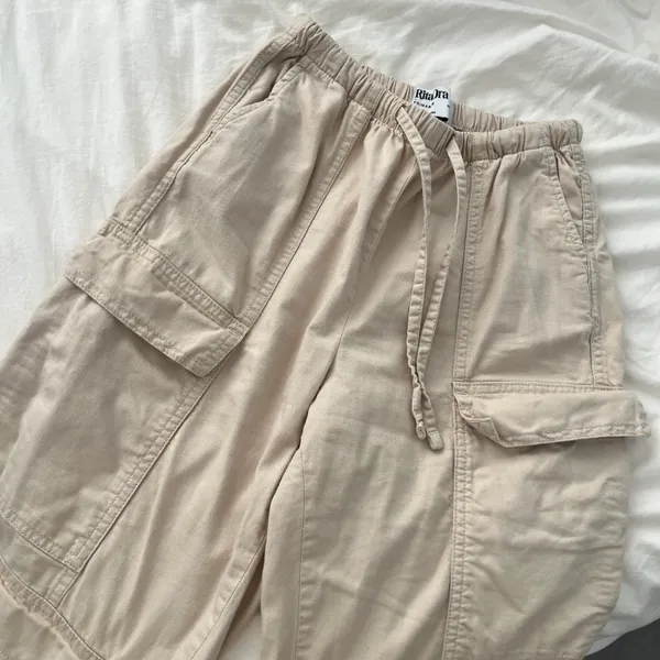 Tan Cargo Pants Size XS - Image 2