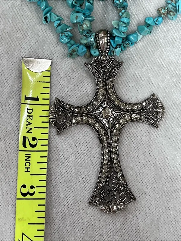 Turquoise Stone Triple-Strand Necklace with Silver Cross Pendant - Image 2