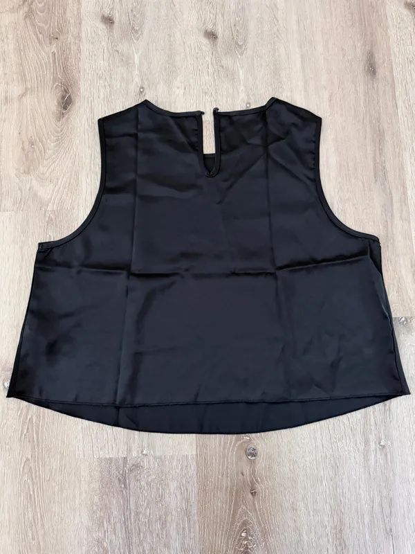 Satin 2 piece shirt and skort set Black Size XL - Image 7