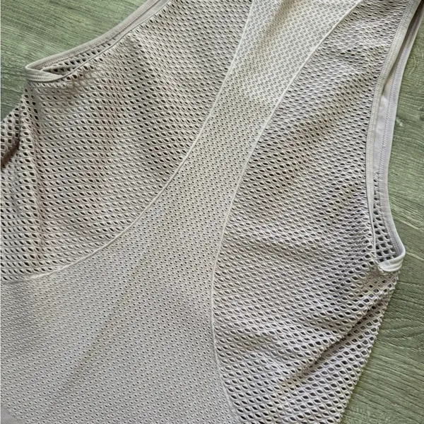 •FABLETICS• SEAMLESS TANK TOP - Image 5