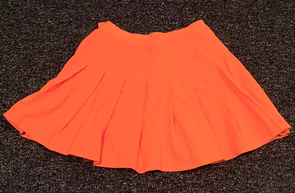 Urban Outfitters Coral XS Pleated Skirt - Image 4