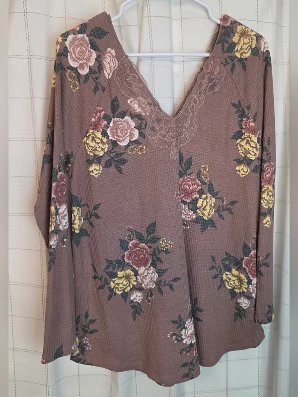 Torrid Waffle Knit Floral Top - Image 4