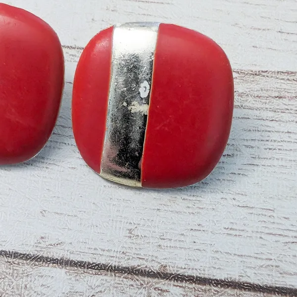 Vintage Earrings For Pierced Ears Red Rounded Square Shape - Image 4