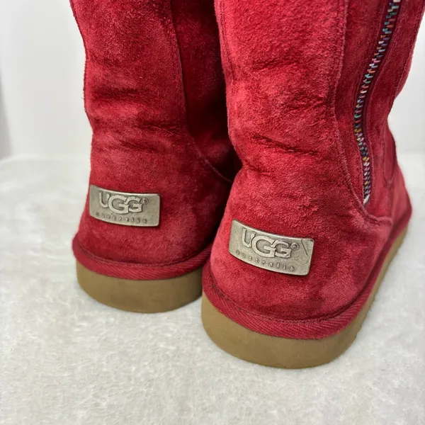 UGG Australia Peyton Red Boots with Rainbow‎ Zippers Size 5 - Image 4