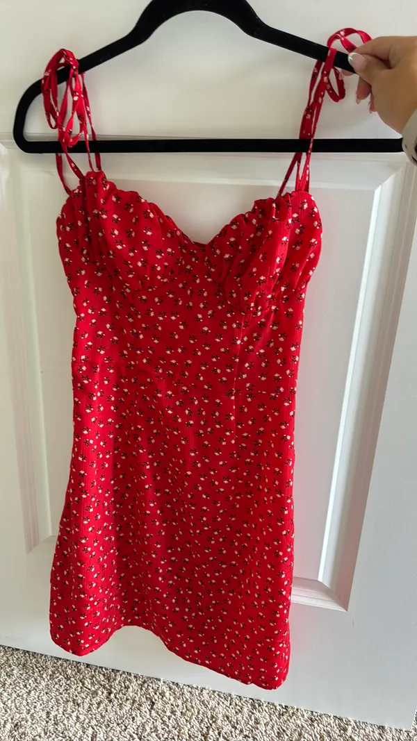 Red Floral Shein Dress - Image 4