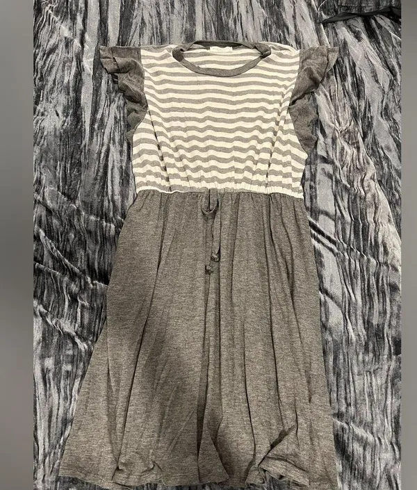 Striped gray white dress Size L - Image 3