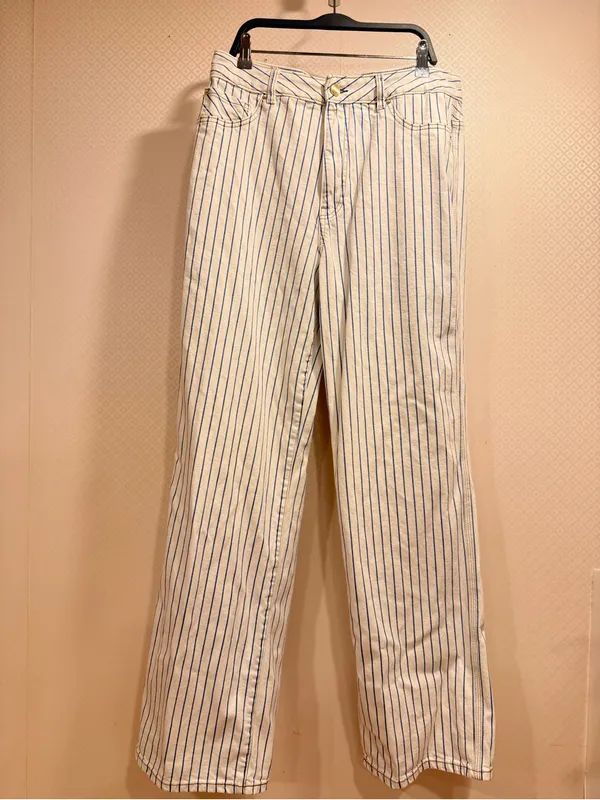 DL1961 Gisele Wide Leg High Rise Pants Size 30 - Image 2