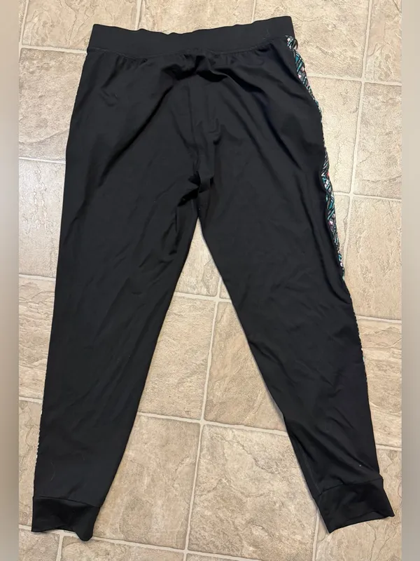 Victoria’s Secret PINK Ultimate Jogging Legging/Pant with Aztec Side Stripe - Image 2