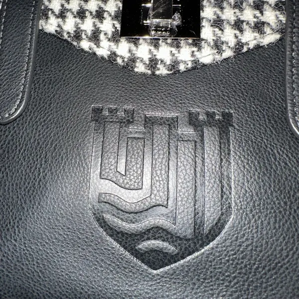 The Islander UK Harris Tweed Houndstooth Leather Backpack Satchel – NWT - Image 3