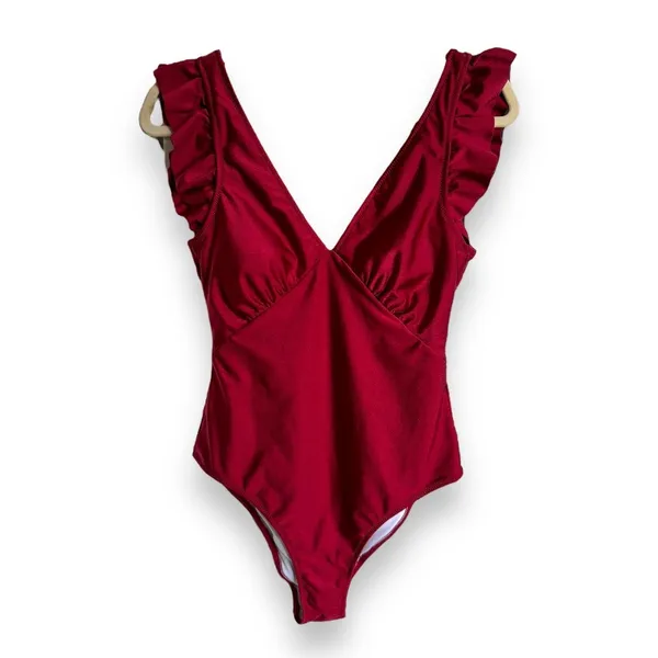 Cupshe Burgundy Ruffle V Neck Ruched One Piece Swimsuit Medium NWT‎ - Image 3