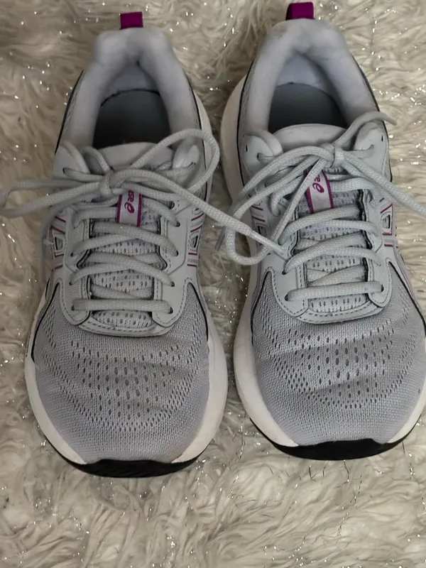 ASICS Gel Contend Light Gray with Purple Accents Women’s Running Shoes Size US 8 - Image 3
