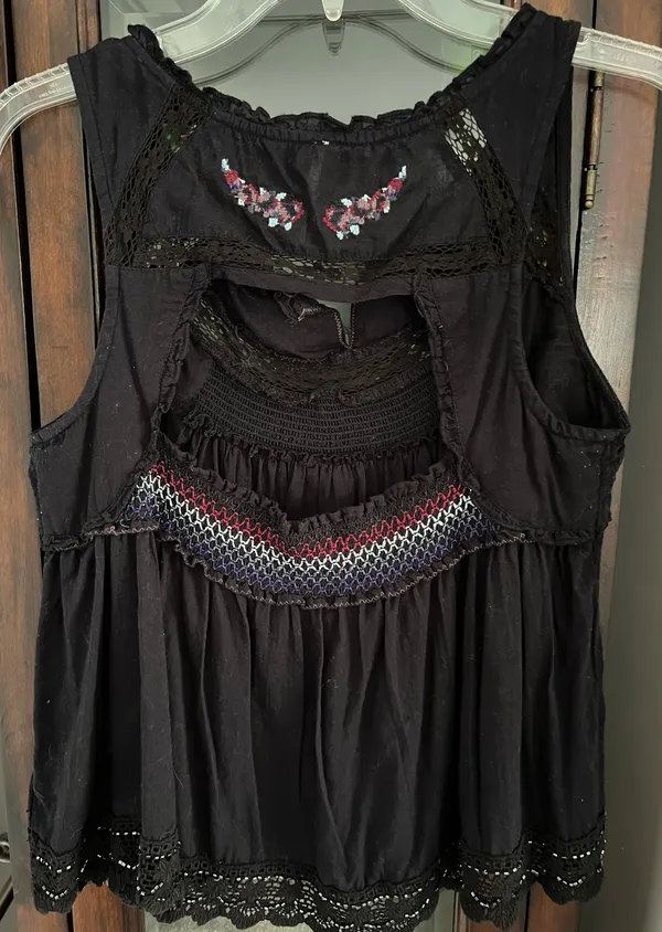 Free People Dark Navy Embroidered Tank Size Medium - Image 2