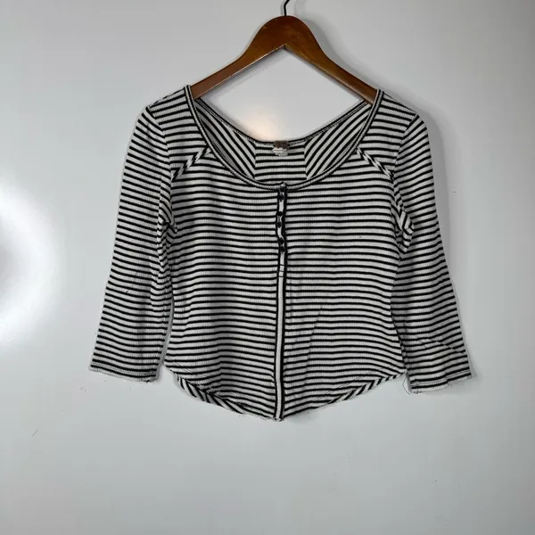 We‎ The Free Striped Cropped Thermal Top Size Large - Image 4